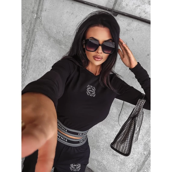 Olavoga Dolly póló